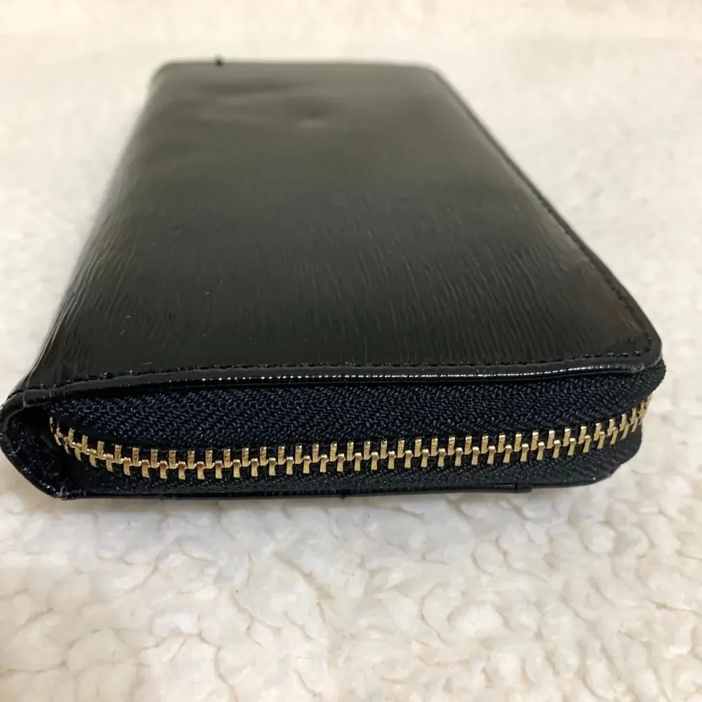 Black Wavy Texture Striated Patent Leather Zip Around Continental Clutch Wallet